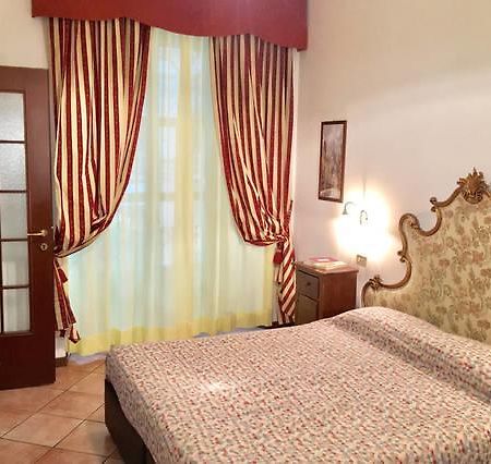 Flat In Piazza Duomo Apartment Milan Exterior photo